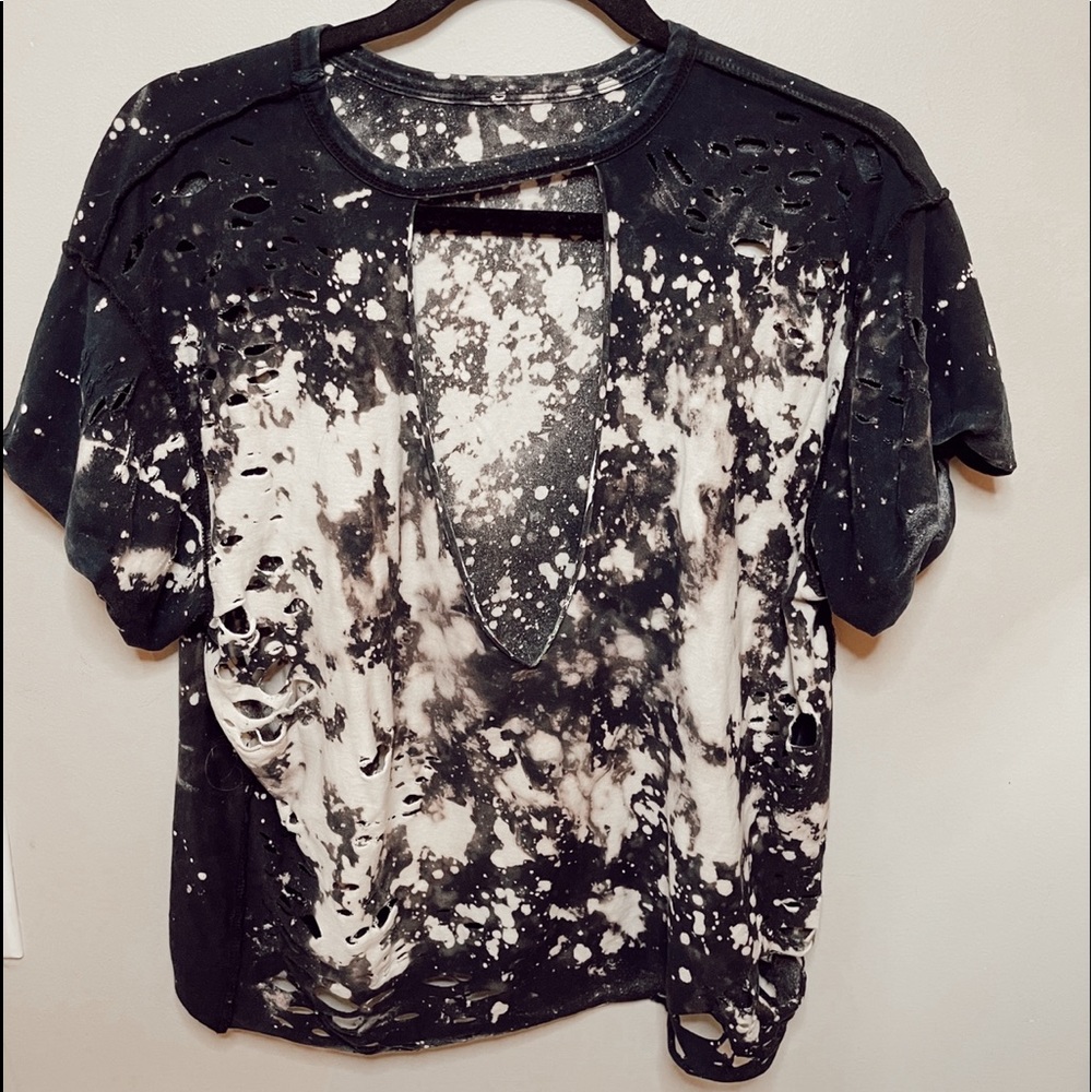 v neck cut tee
